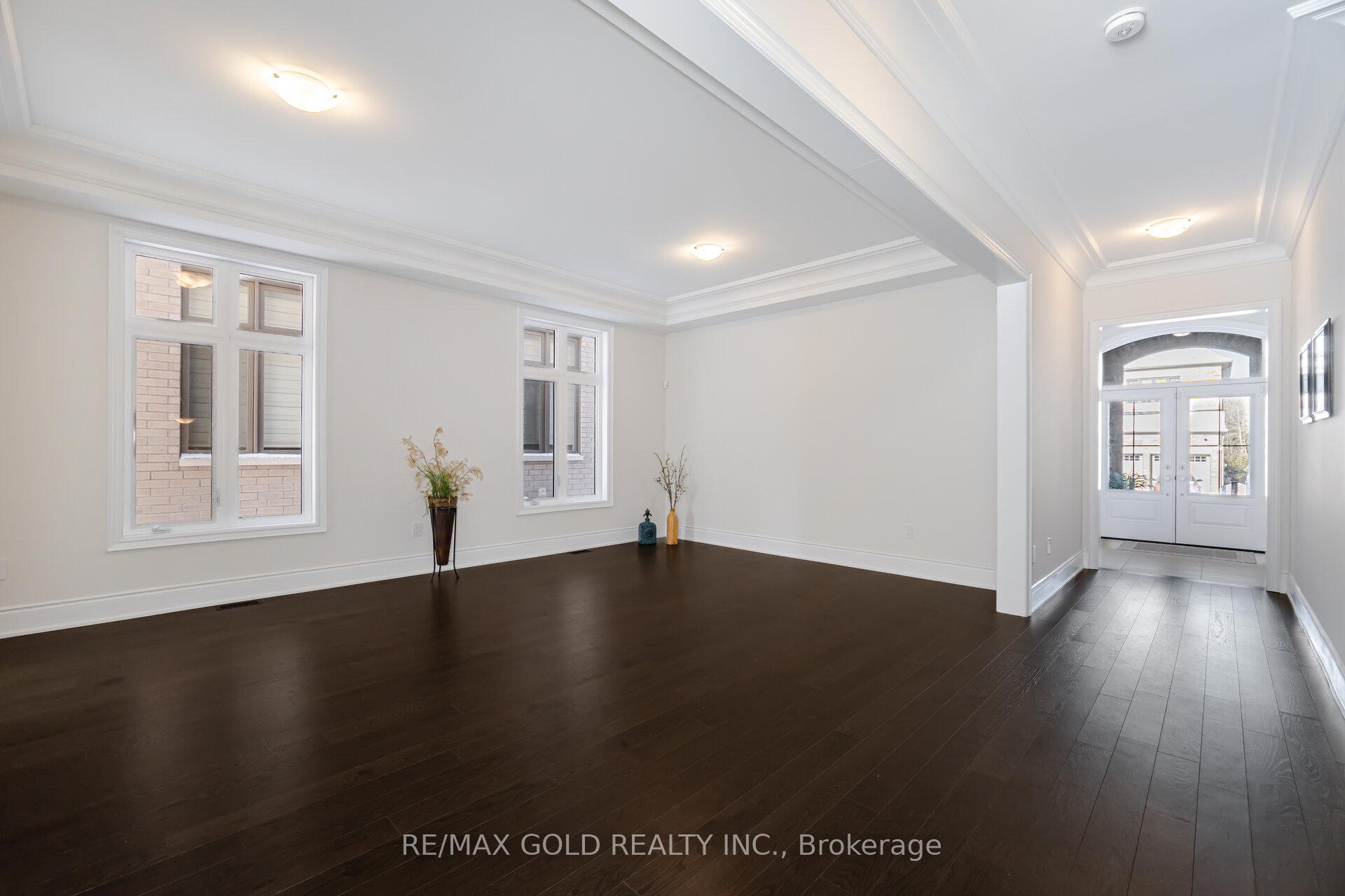 Photo 6 of 82 Raspberry Ridge Avenue, Caledon, Caledon East — HOMEH