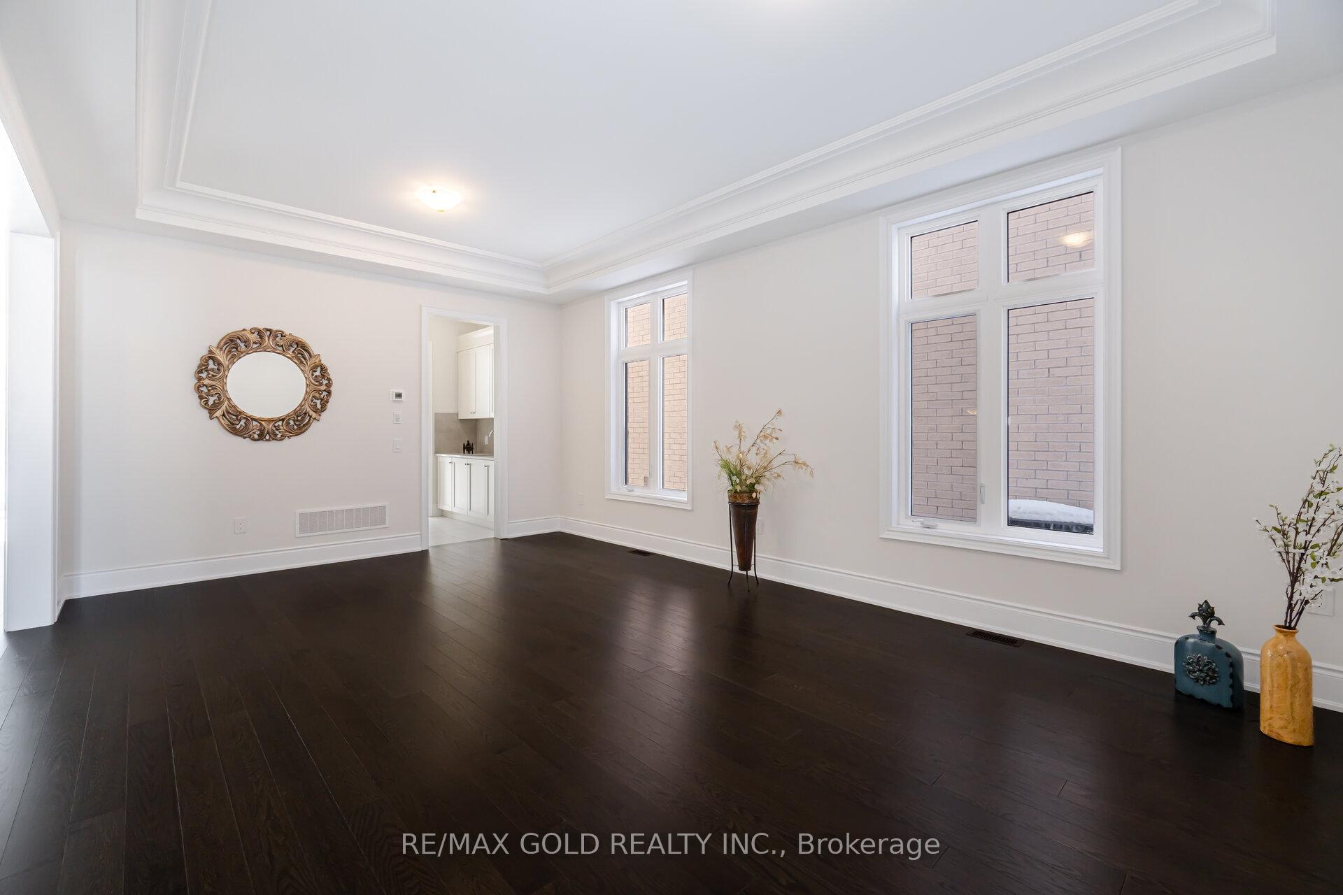 Photo 7 of 82 Raspberry Ridge Avenue, Caledon, Caledon East — HOMEH