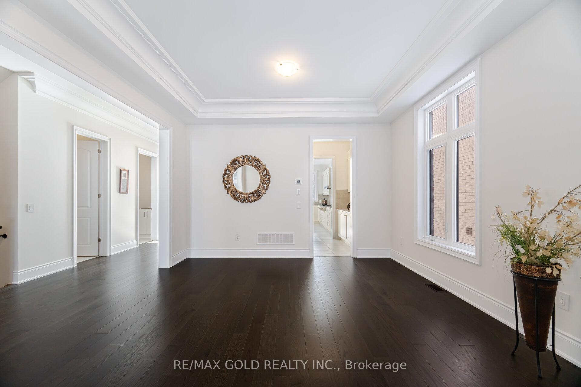 Photo 8 of 82 Raspberry Ridge Avenue, Caledon, Caledon East — HOMEH