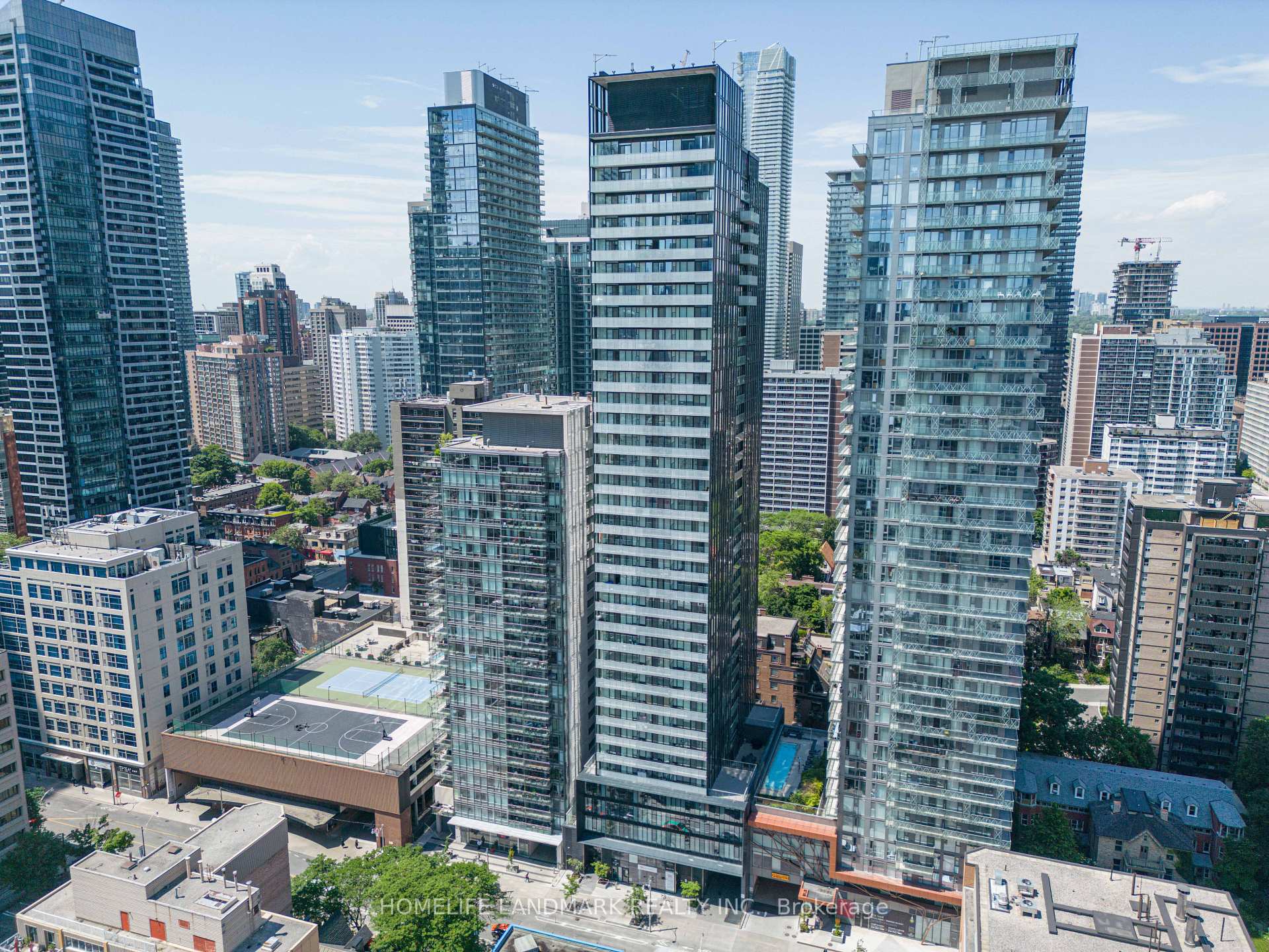 Front of Unit 305, 28 Wellesley Street E