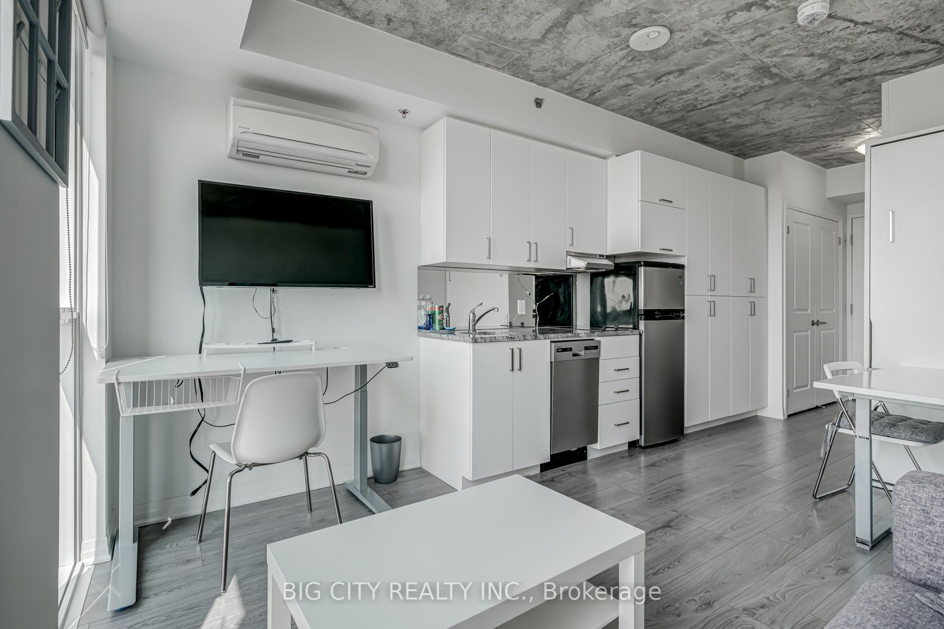 Photo 6 of Unit 515, 1900 Simcoe Street, Oshawa, Samac — HOMEH