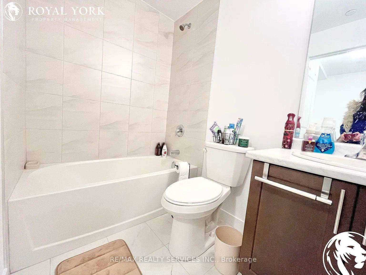 Photo 8 of Unit 429, 460 Dundas Street, Hamilton, Waterdown — HOMEH