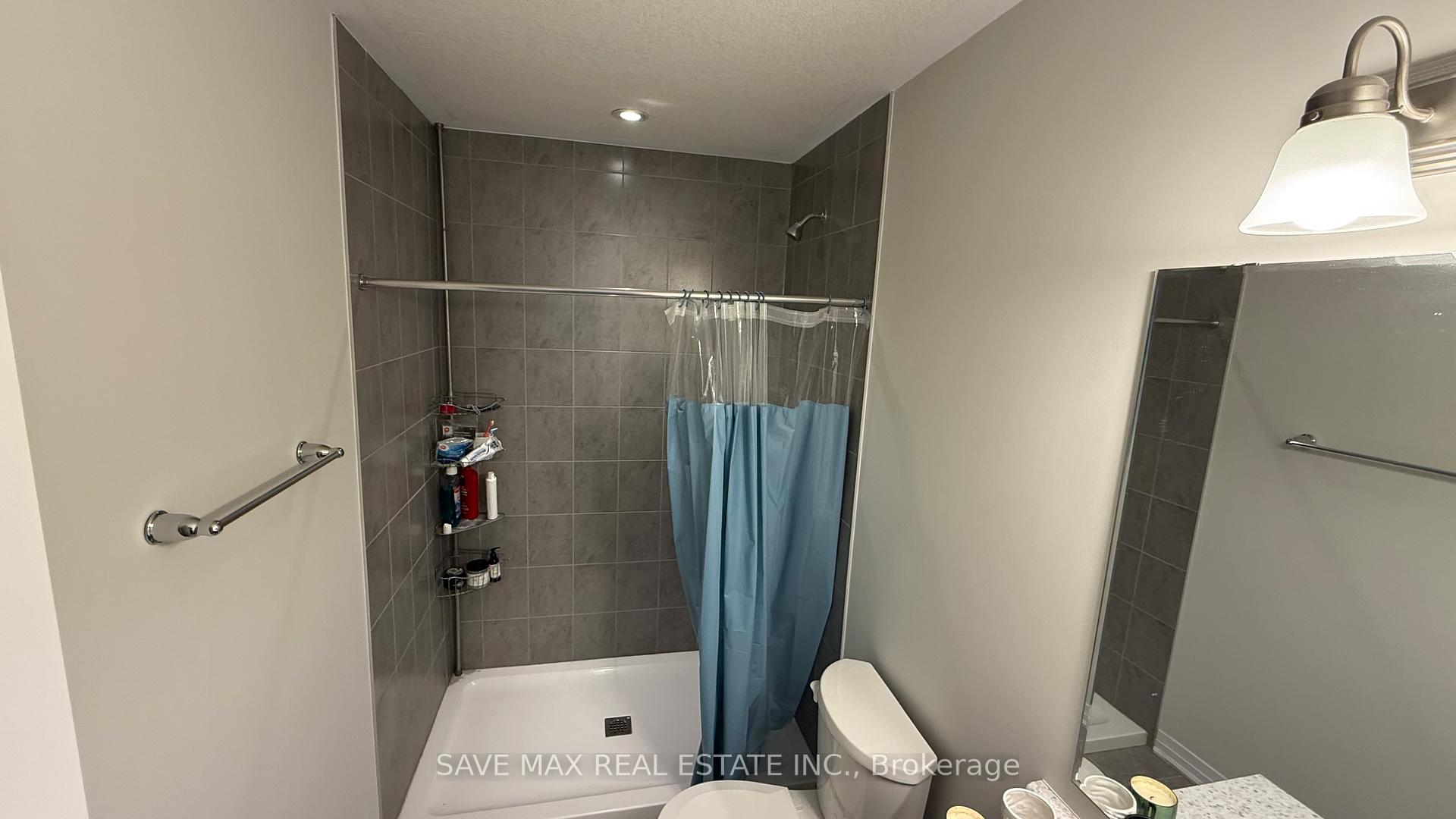 Photo 11 of 61 Progress Crescent, Kitchener — HOMEH