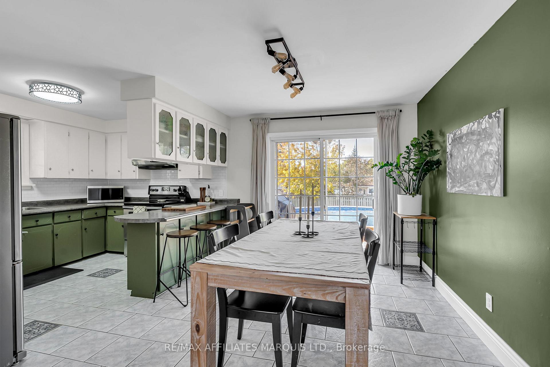 Photo 6 of 3310 Poirier Avenue, Cornwall — HOMEH