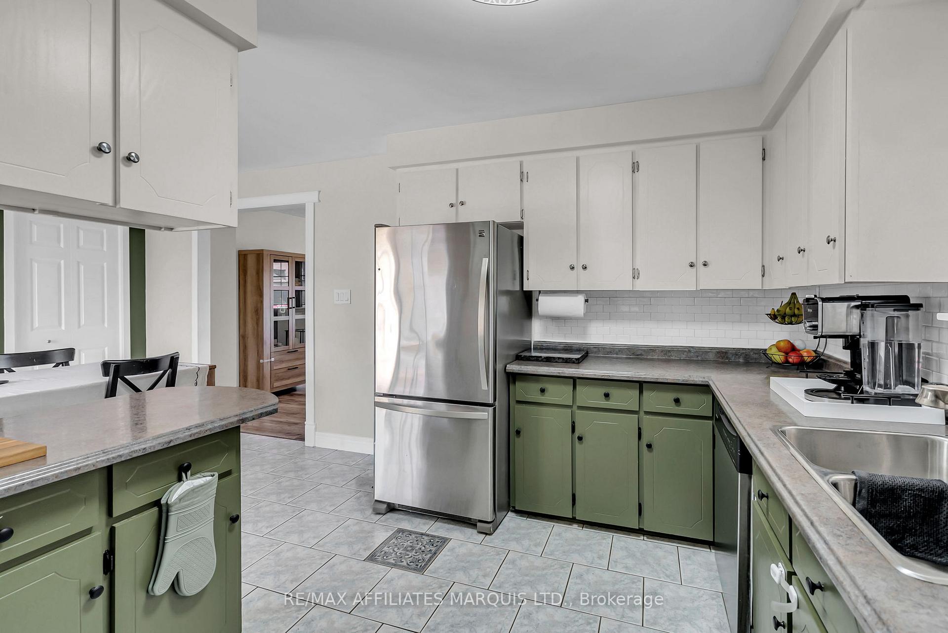 Photo 11 of 3310 Poirier Avenue, Cornwall — HOMEH
