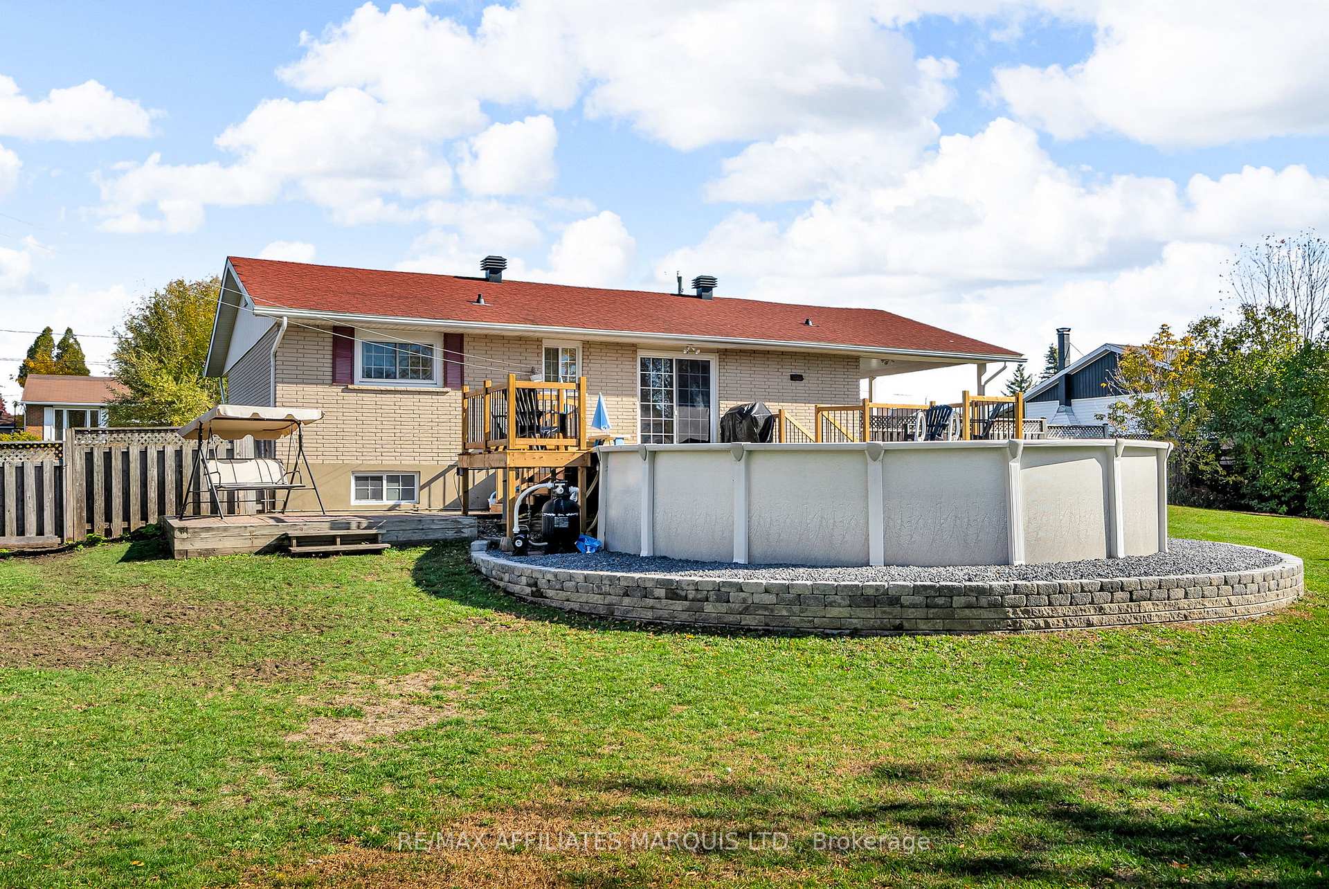 Photo 37 of 3310 Poirier Avenue, Cornwall — HOMEH