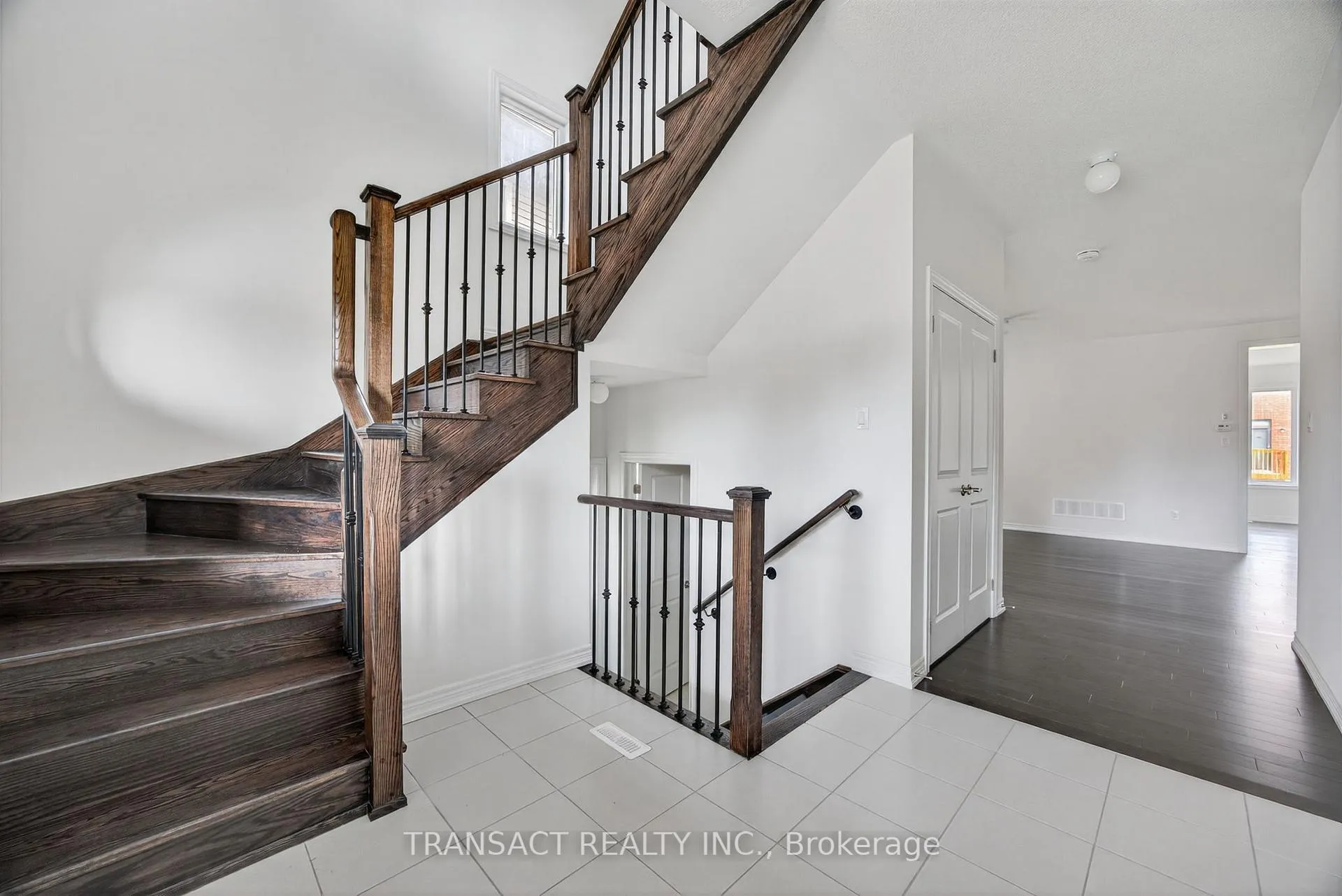 Photo 5 of 15 Baycroft Boulevard, Essa, Angus — HOMEH