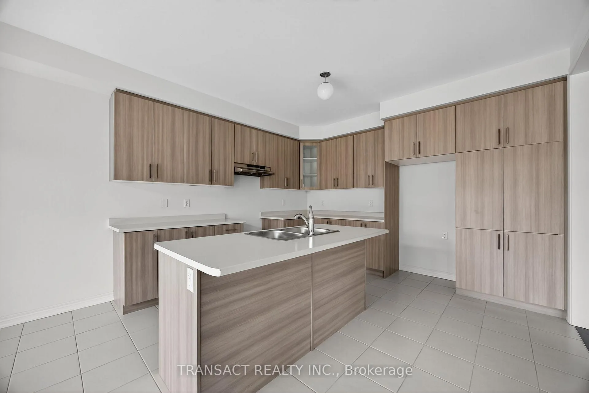 Photo 11 of 15 Baycroft Boulevard, Essa, Angus — HOMEH