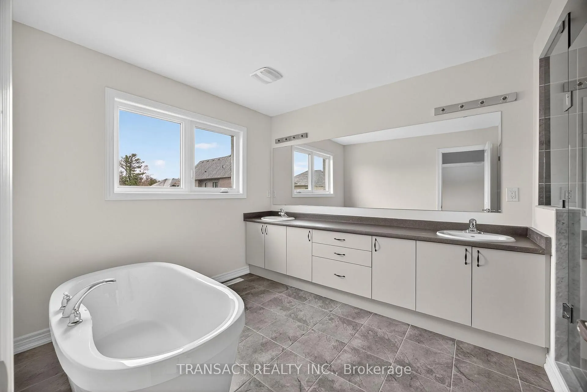Photo 37 of 15 Baycroft Boulevard, Essa, Angus — HOMEH