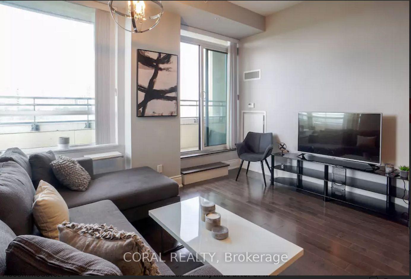 Photo 4 of Unit 814, 23 Glebe Road W, Toronto, Yonge-Eglinton — HOMEH