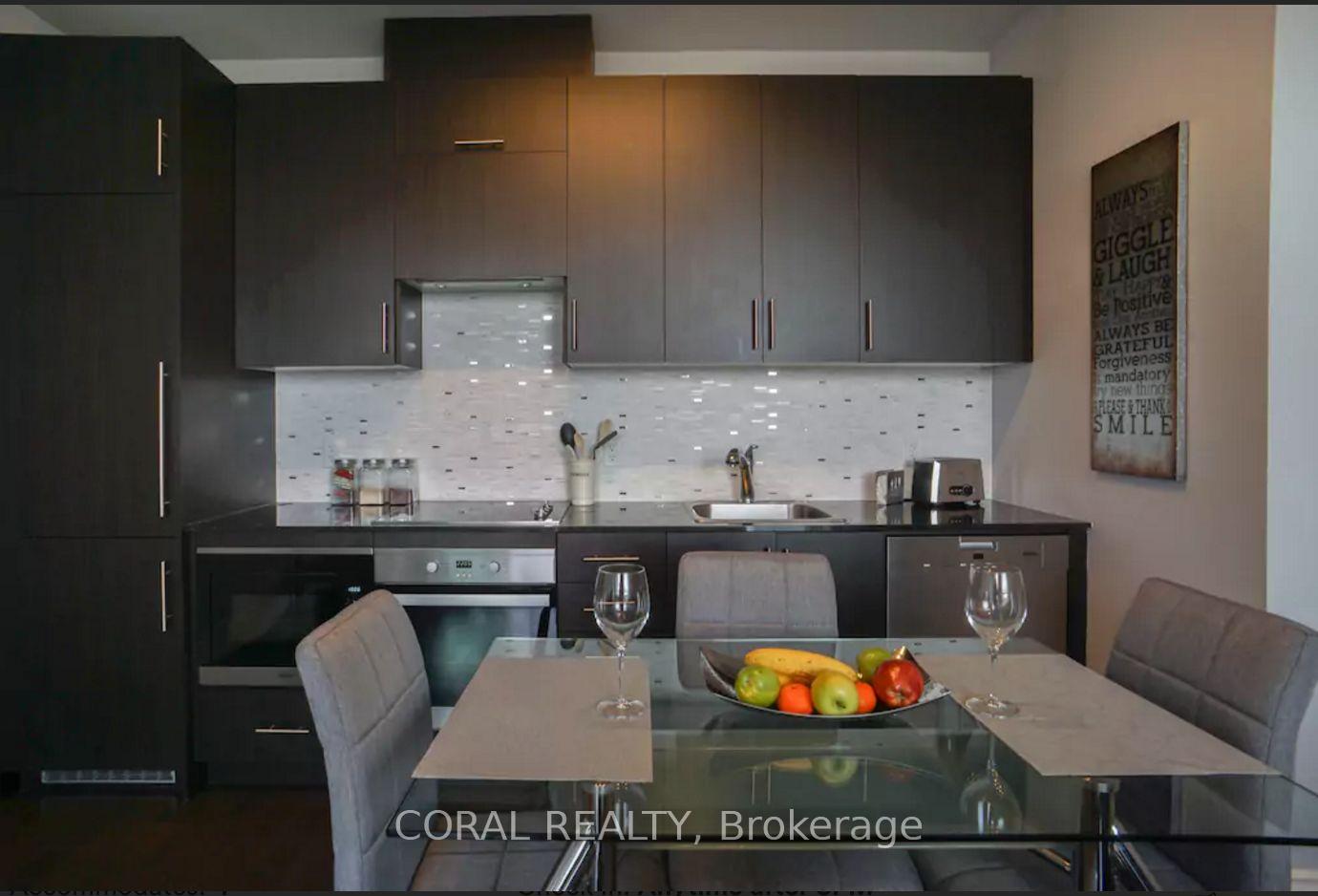 Photo 9 of Unit 814, 23 Glebe Road W, Toronto, Yonge-Eglinton — HOMEH