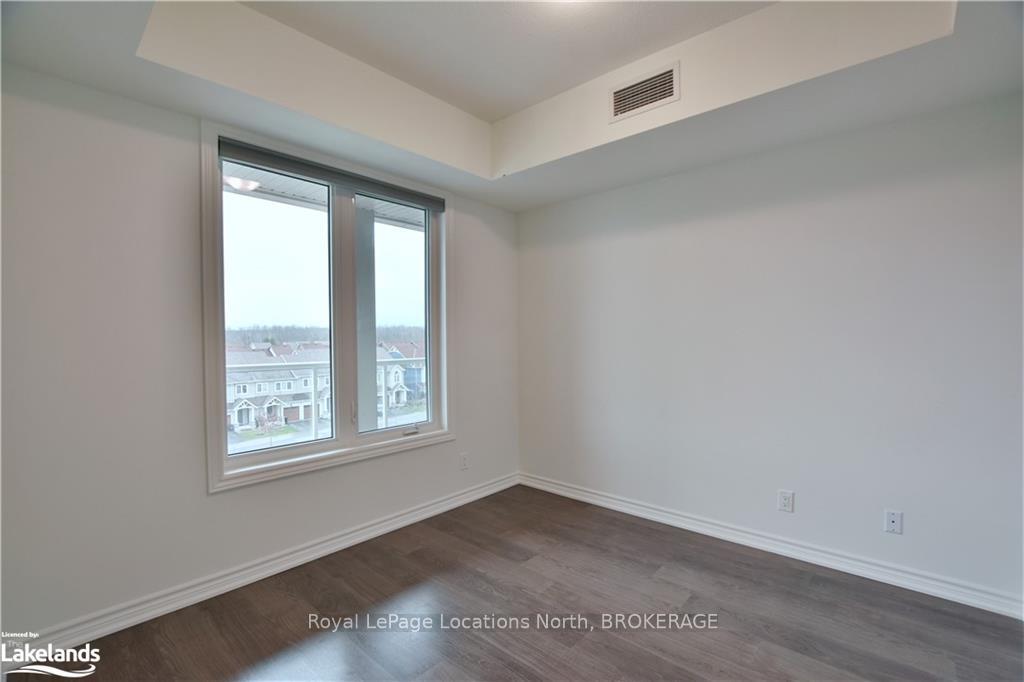 Photo 13 of Unit 412, 5 Spooner Crescent, Collingwood — HOMEH