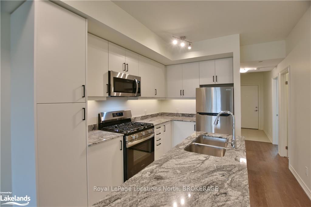 Photo 18 of Unit 412, 5 Spooner Crescent, Collingwood — HOMEH