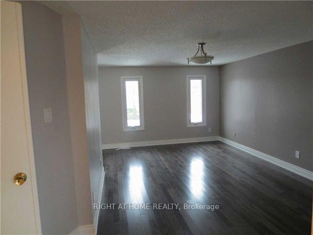 Photo 7 of 25 Carrick Avenue, Ajax, Central West — HOMEH