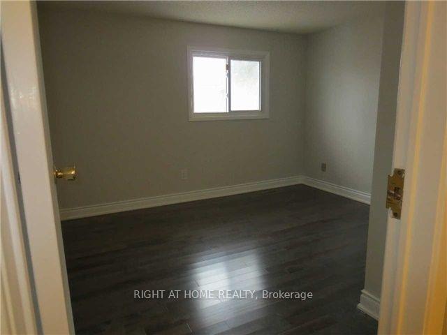 Photo 10 of 25 Carrick Avenue, Ajax, Central West — HOMEH