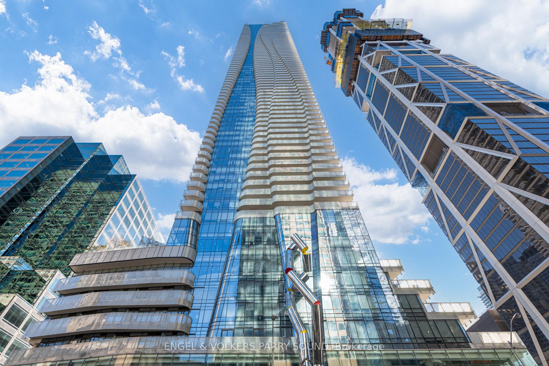 Front of Unit 3701, 1 Bloor Street E