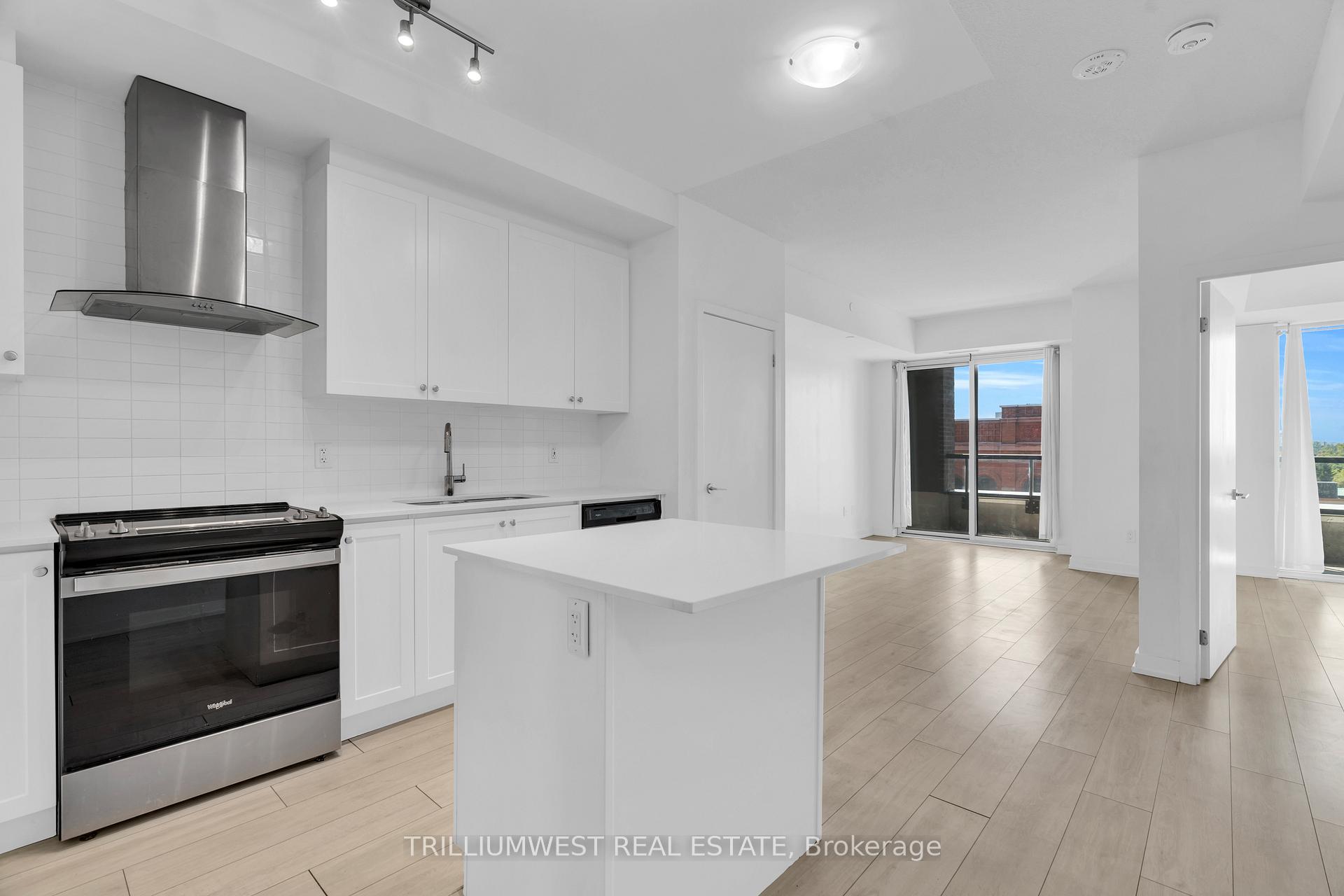 Photo 8 of Unit 322, 55 Duke Street W, Kitchener, City Commercial Core — HOMEH