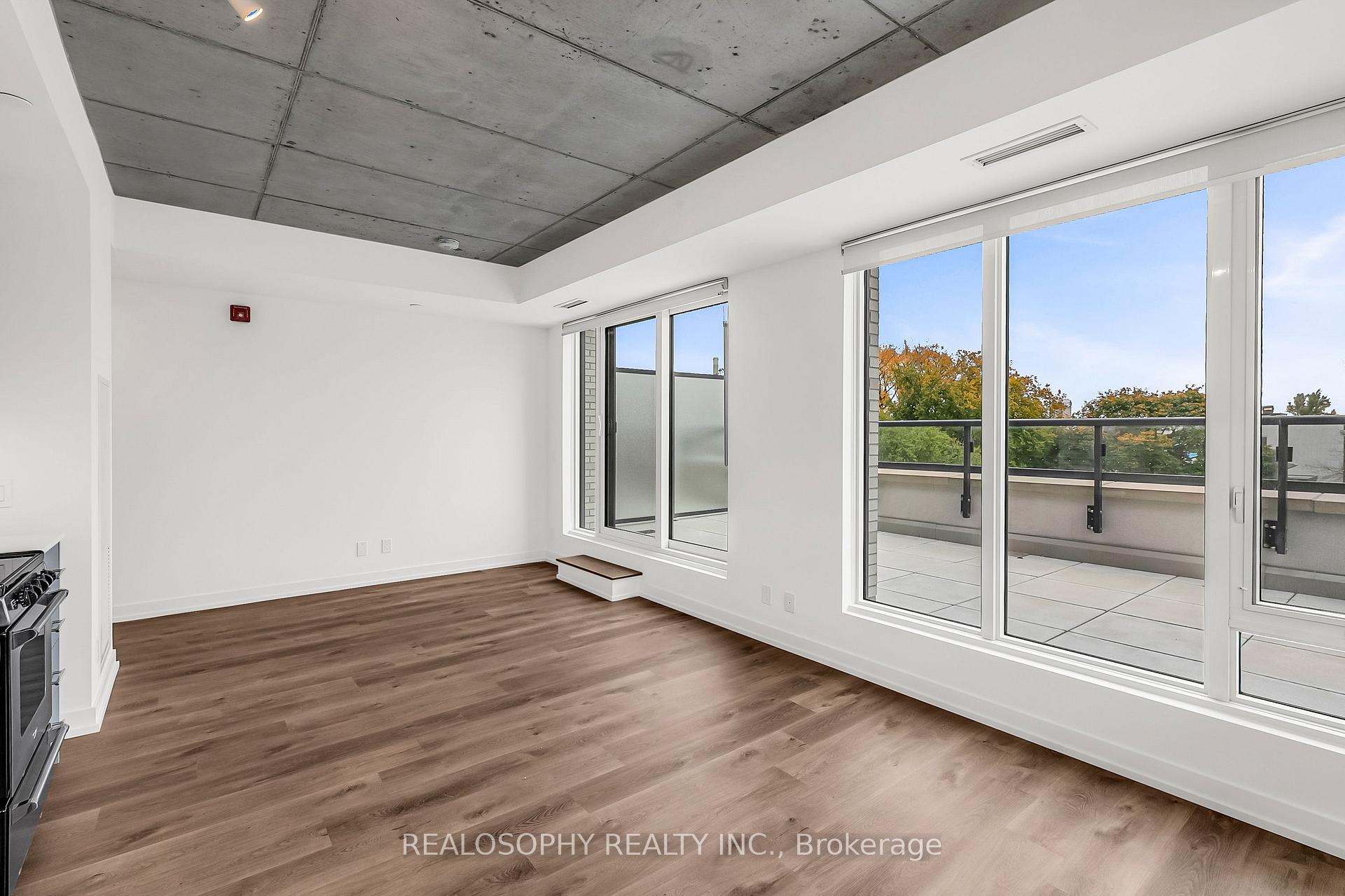 Photo 4 of Unit 502, 115 Larchmount Avenue, Toronto, South Riverdale — HOMEH