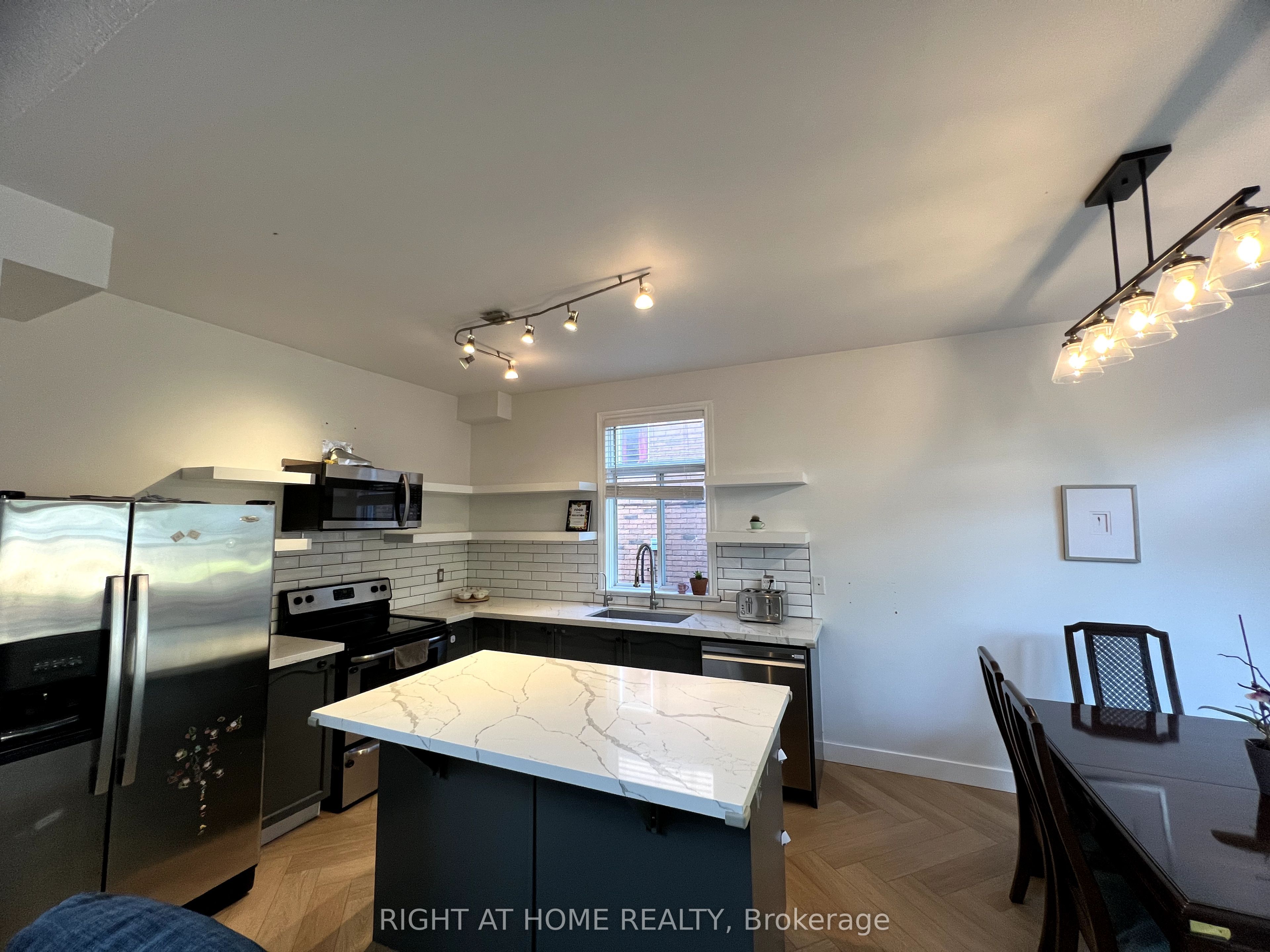 Photo 25 of Unit Main, 144 Brucker Road, Barrie, Holly — HOMEH