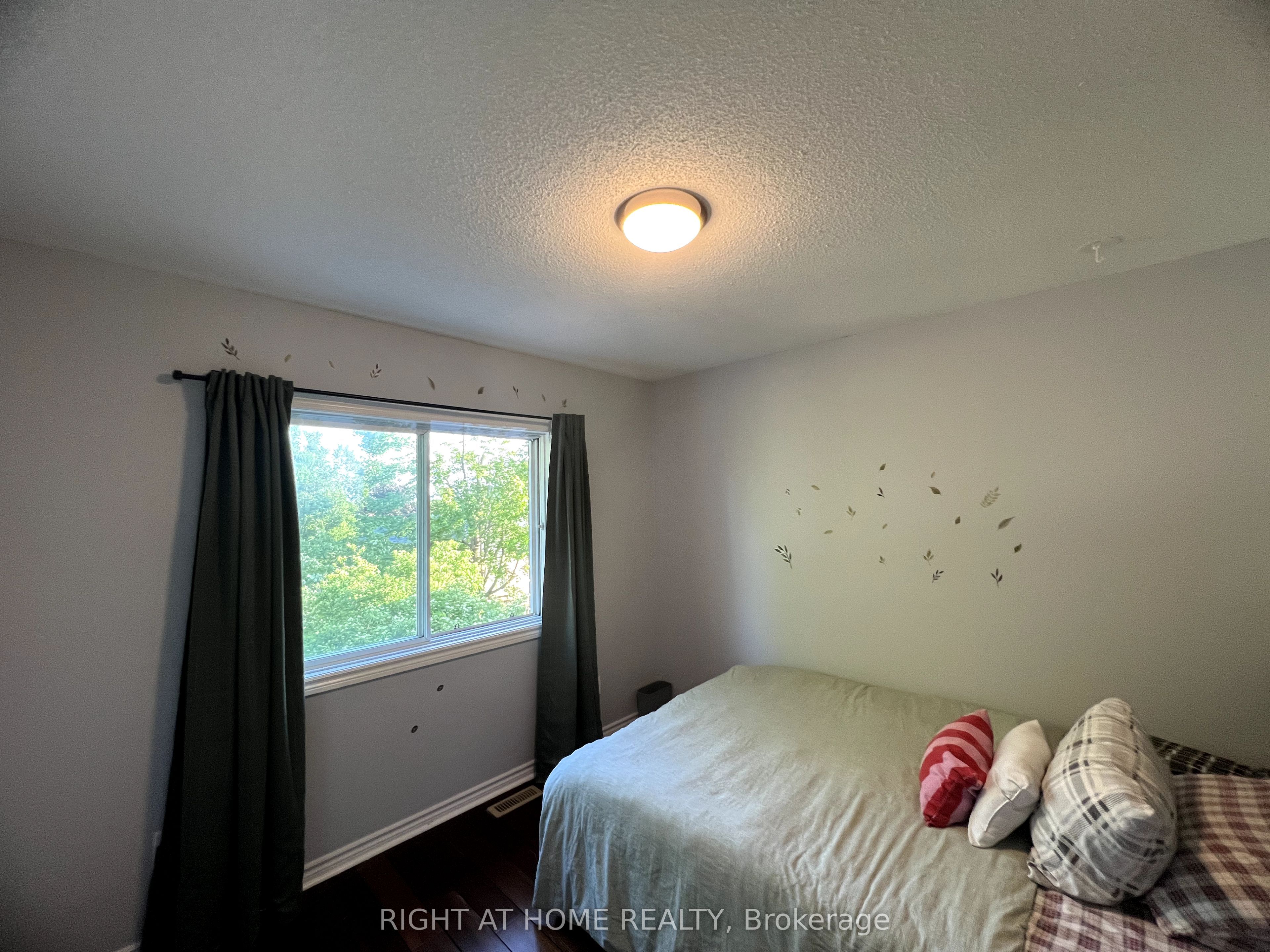 Photo 13 of Unit Main, 144 Brucker Road, Barrie, Holly — HOMEH