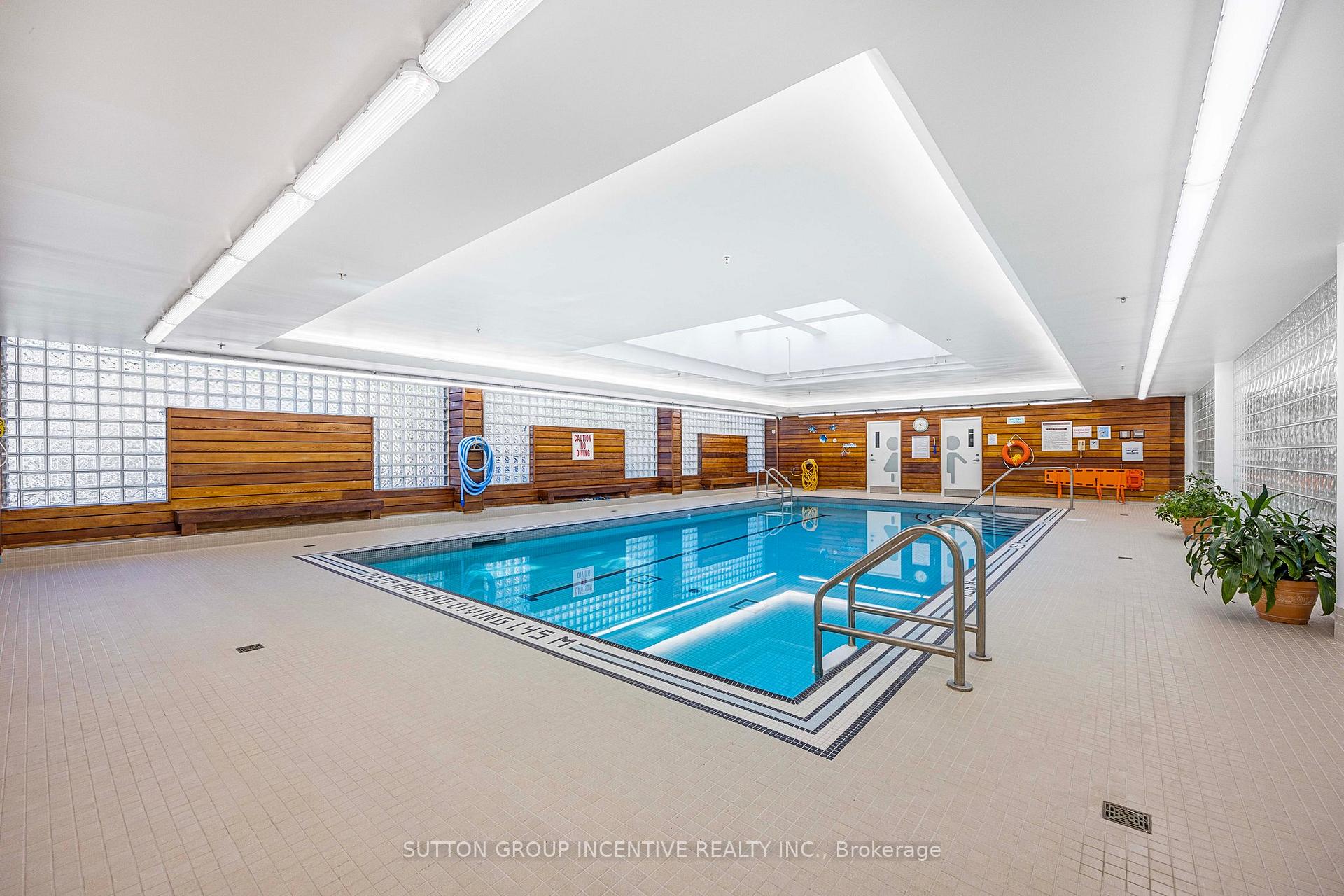 Photo 21 of Unit 908, 150 Dunlop Street E, Barrie, City Centre — HOMEH