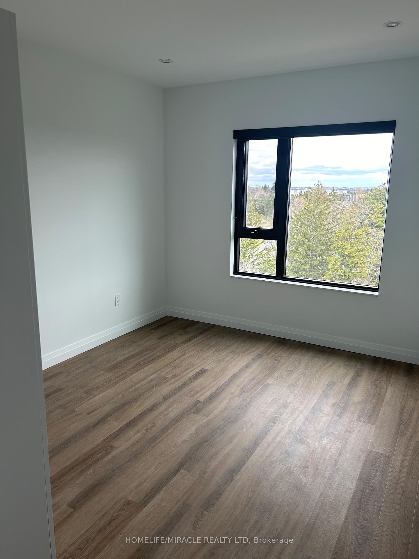 Photo 25 of Unit 822, 525 New Dundee Road, Kitchener — HOMEH