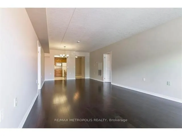 Photo 15 of Unit 305, 405 Erb Street W, Waterloo, Maple Hills — HOMEH