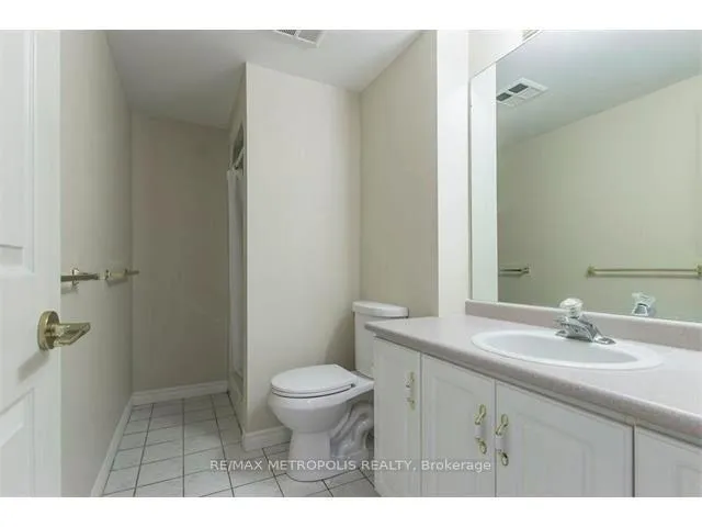 Photo 17 of Unit 305, 405 Erb Street W, Waterloo, Maple Hills — HOMEH