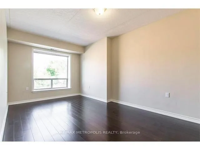 Photo 18 of Unit 305, 405 Erb Street W, Waterloo, Maple Hills — HOMEH