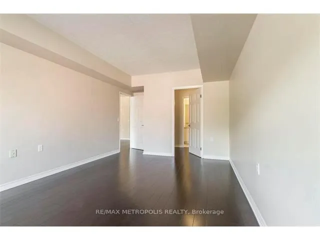 Photo 21 of Unit 305, 405 Erb Street W, Waterloo, Maple Hills — HOMEH