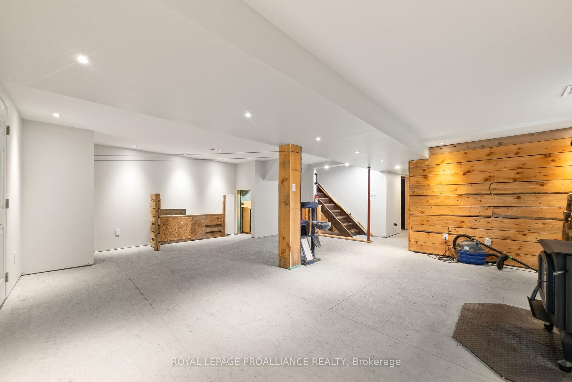 Photo 32 of 15148 County Road 21, Brighton, Rural Brighton — HOMEH