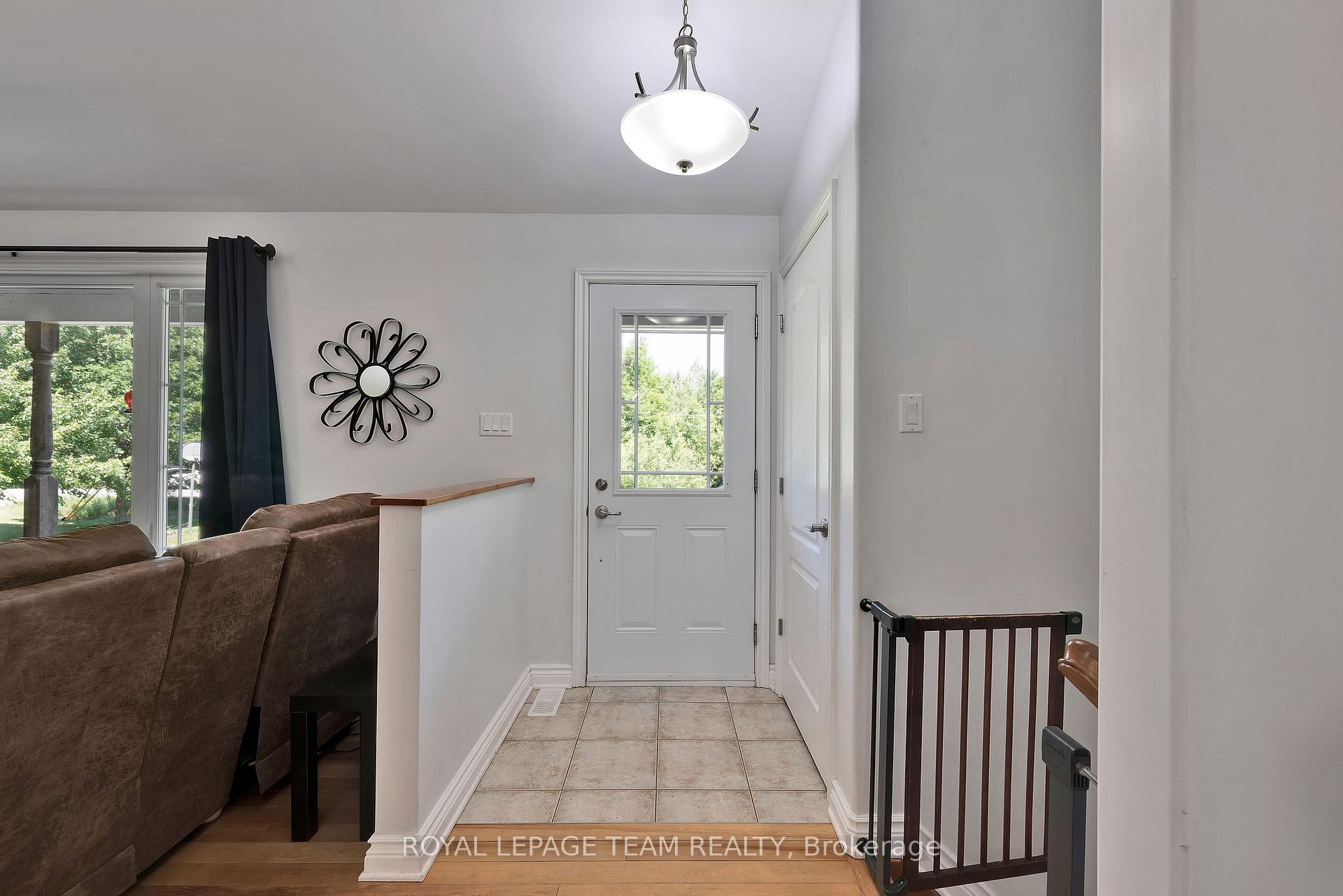 Photo 3 of 308 Latimer Road, Edwardsburgh/Cardinal, Edwardsburgh/Cardinal Twp — HOMEH