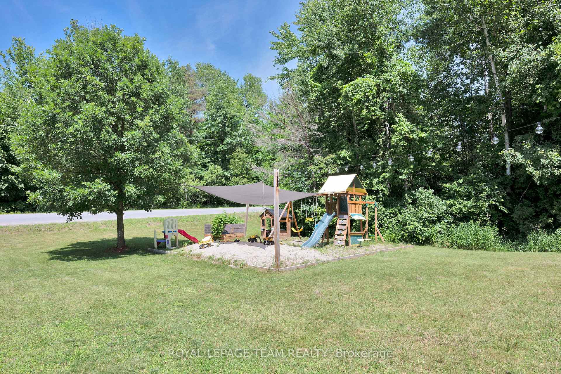 Photo 46 of 308 Latimer Road, Edwardsburgh/Cardinal, Edwardsburgh/Cardinal Twp — HOMEH