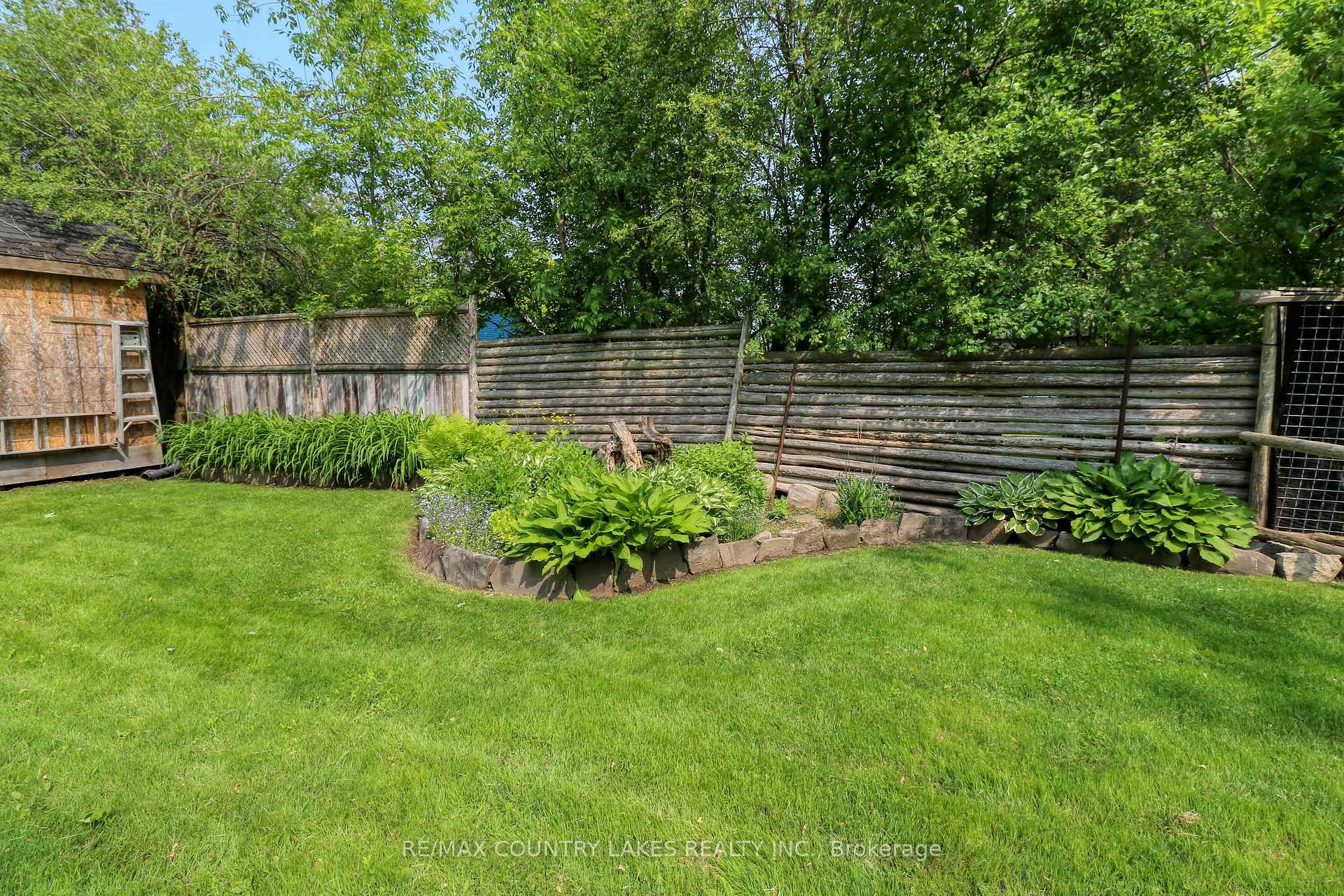 Photo 22 of 15 Nancy Avenue, Brock, Beaverton — HOMEH