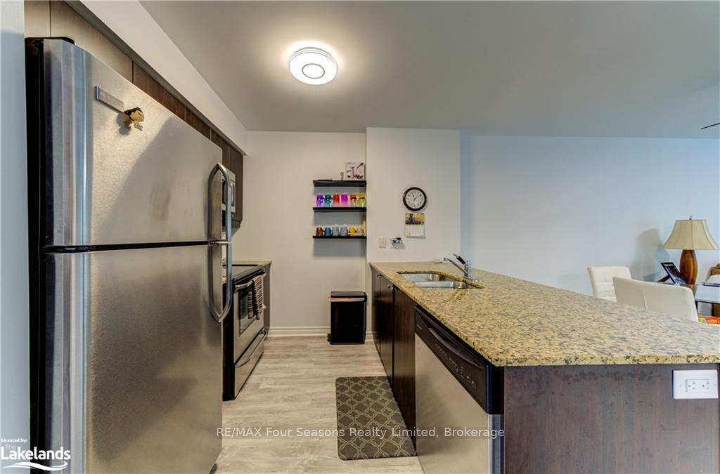 Photo 4 of Unit 207, 2 Brandy Lane Drive, Collingwood — HOMEH