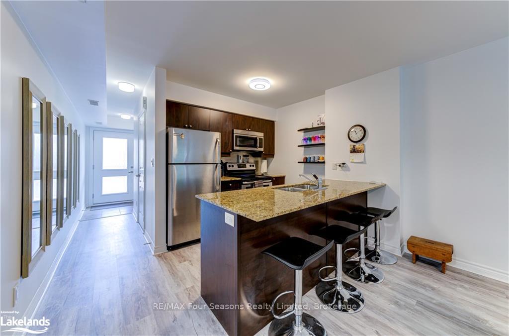Photo 5 of Unit 207, 2 Brandy Lane Drive, Collingwood — HOMEH