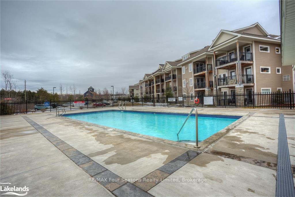Photo 23 of Unit 207, 2 Brandy Lane Drive, Collingwood — HOMEH