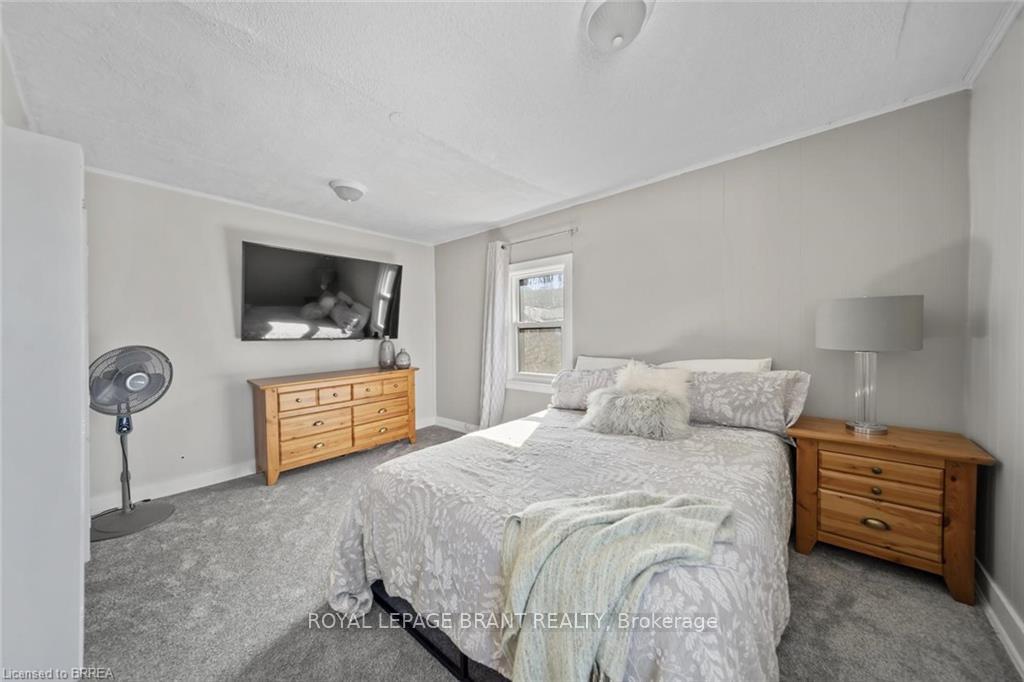 Photo 7 of 68 Dumfries Street, Brant, Paris — HOMEH