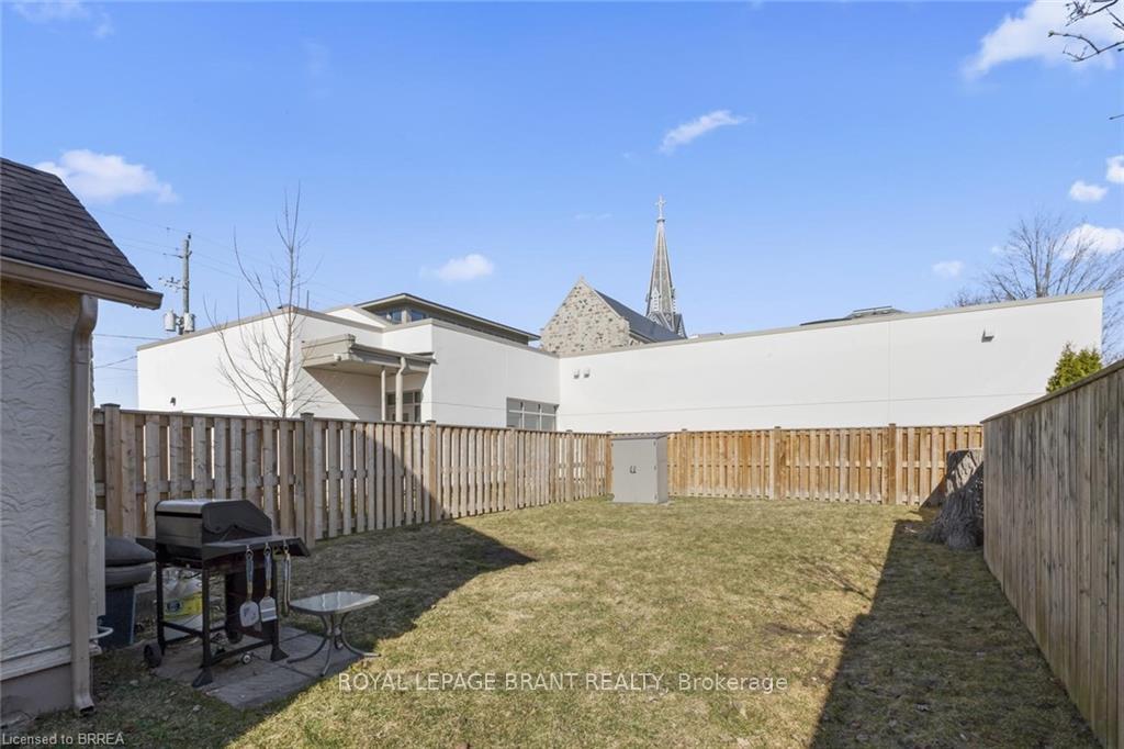 Photo 14 of 68 Dumfries Street, Brant, Paris — HOMEH