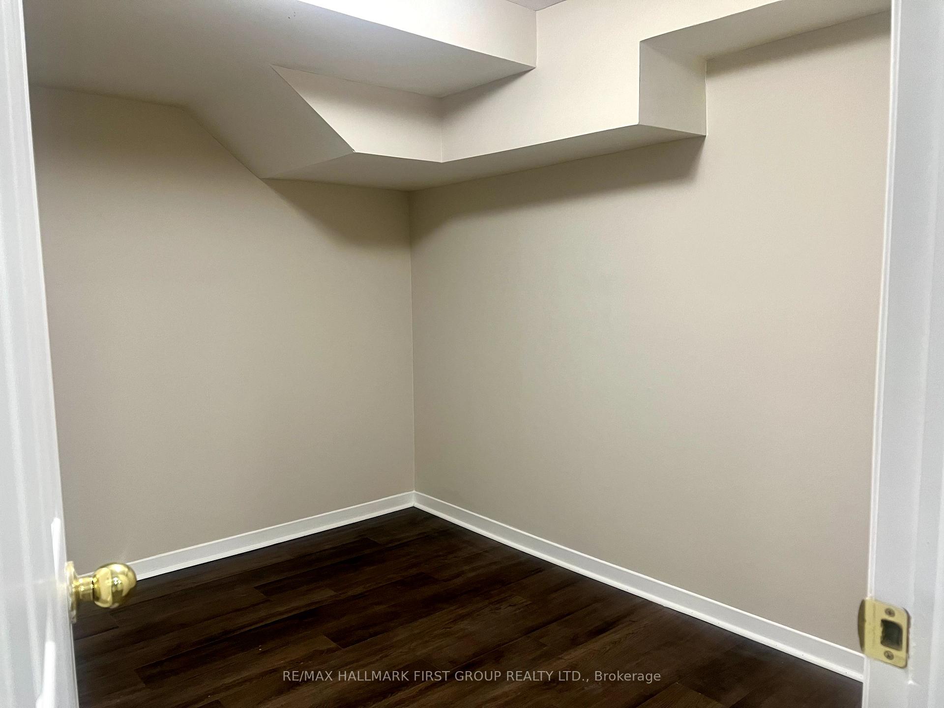 Photo 8 of 14 Griffiths Drive, Ajax, Central West — HOMEH