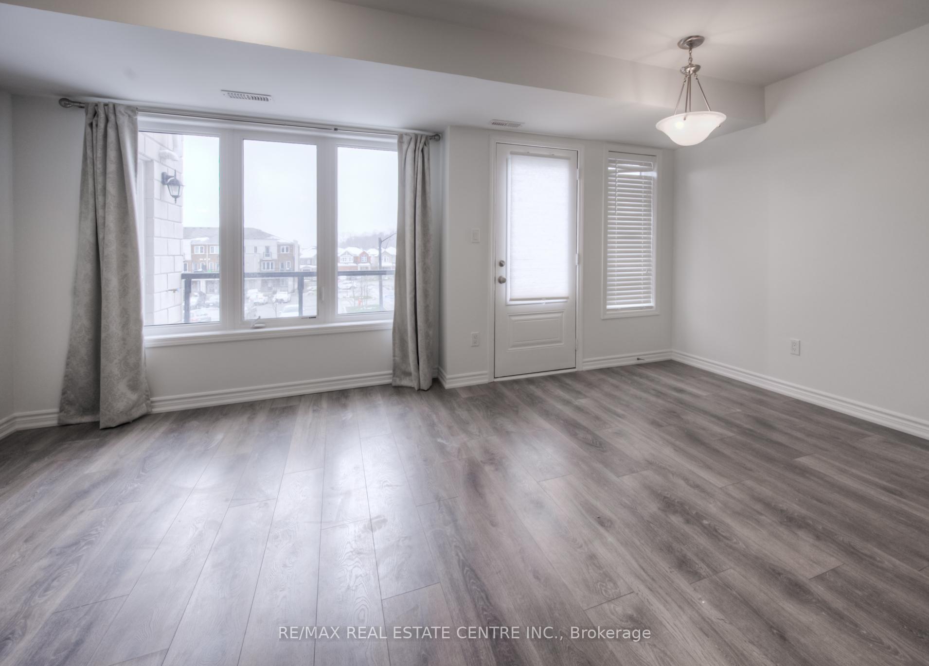 Photo 7 of 126 Daylily Lane, Kitchener, Rosenburg — HOMEH