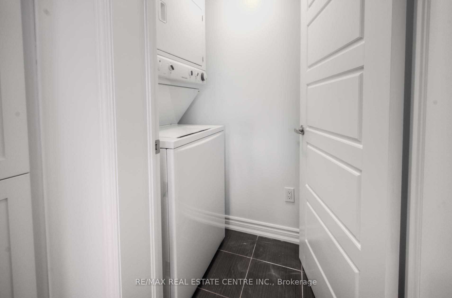 Photo 11 of 126 Daylily Lane, Kitchener, Rosenburg — HOMEH