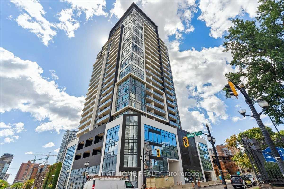 Front of Unit 1815, 15 Queen Street S