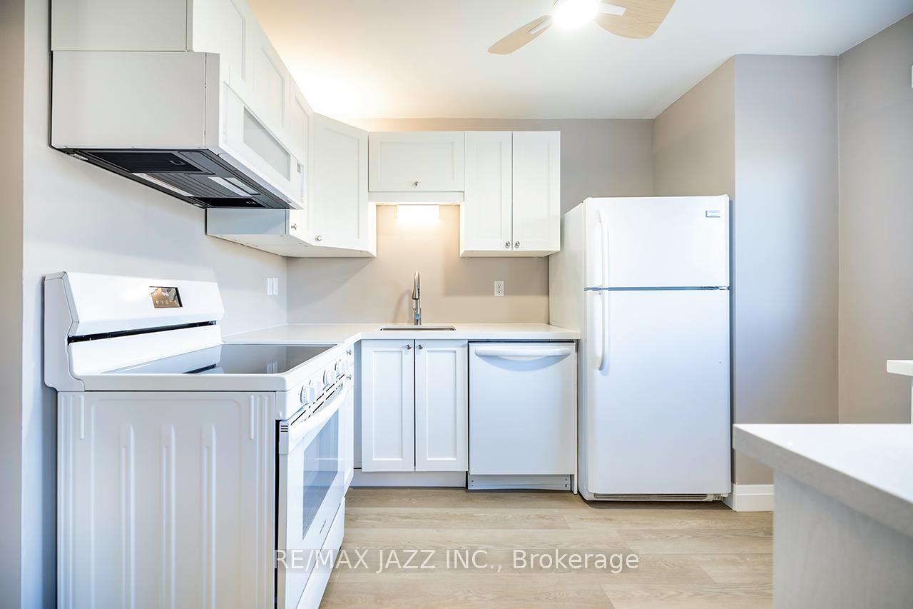 Photo 11 of Unit 72, 700 Harmony Road N, Oshawa, Pinecrest — HOMEH