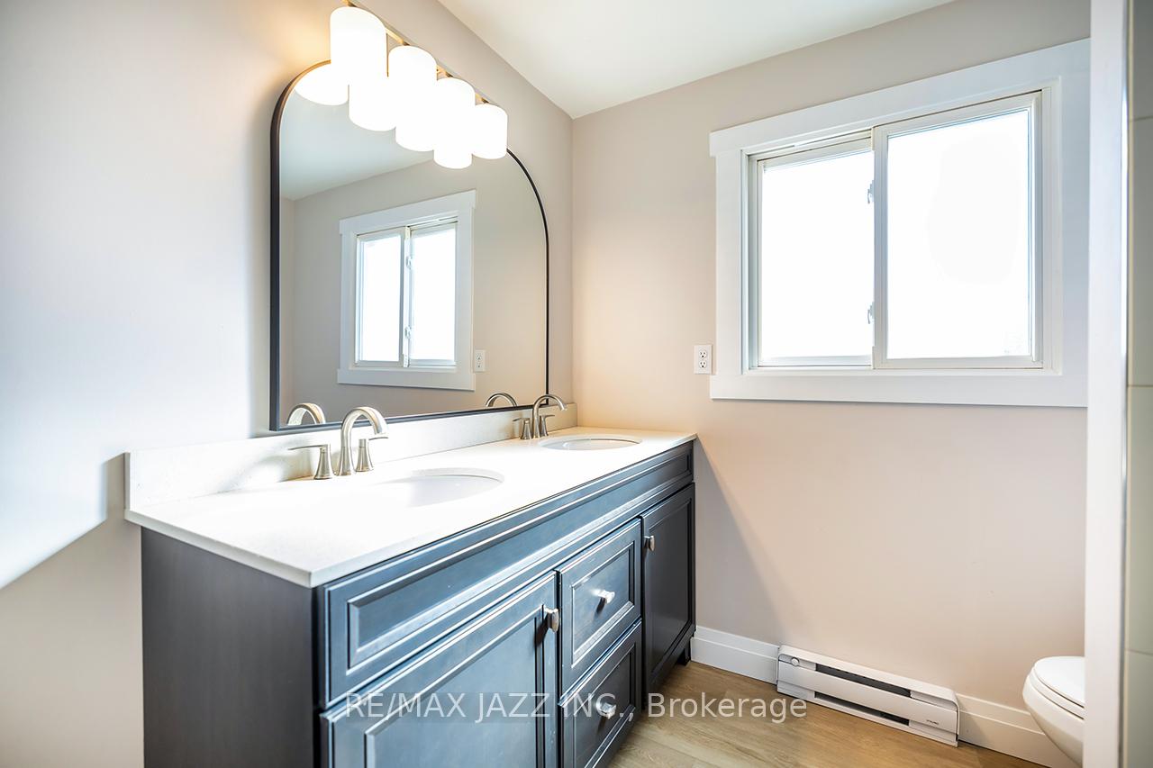 Photo 17 of Unit 72, 700 Harmony Road N, Oshawa, Pinecrest — HOMEH