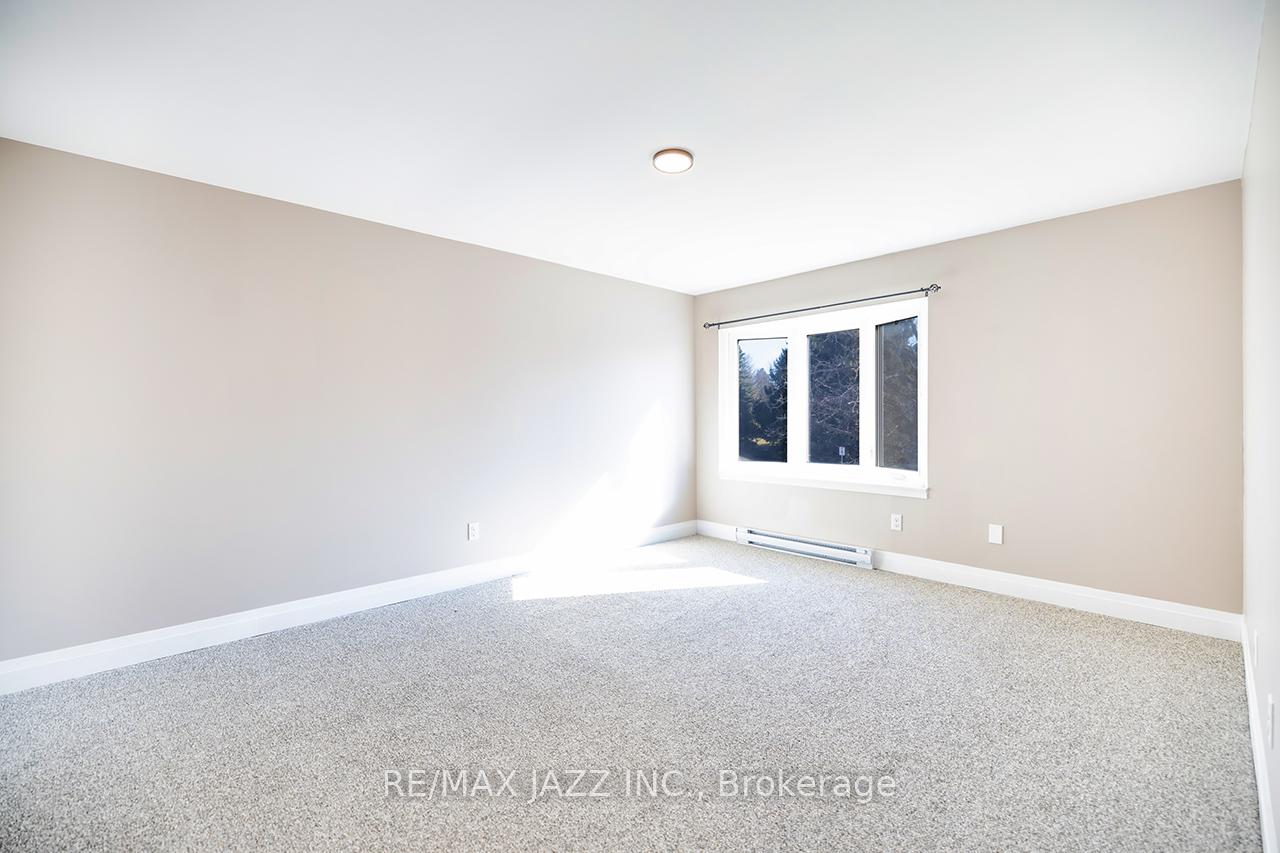 Photo 18 of Unit 72, 700 Harmony Road N, Oshawa, Pinecrest — HOMEH
