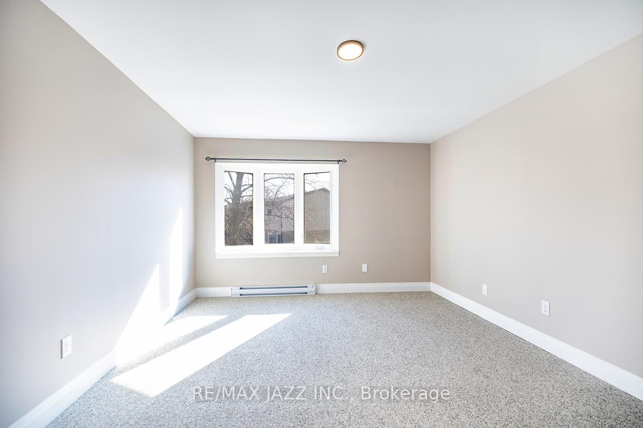 Photo 19 of Unit 72, 700 Harmony Road N, Oshawa, Pinecrest — HOMEH