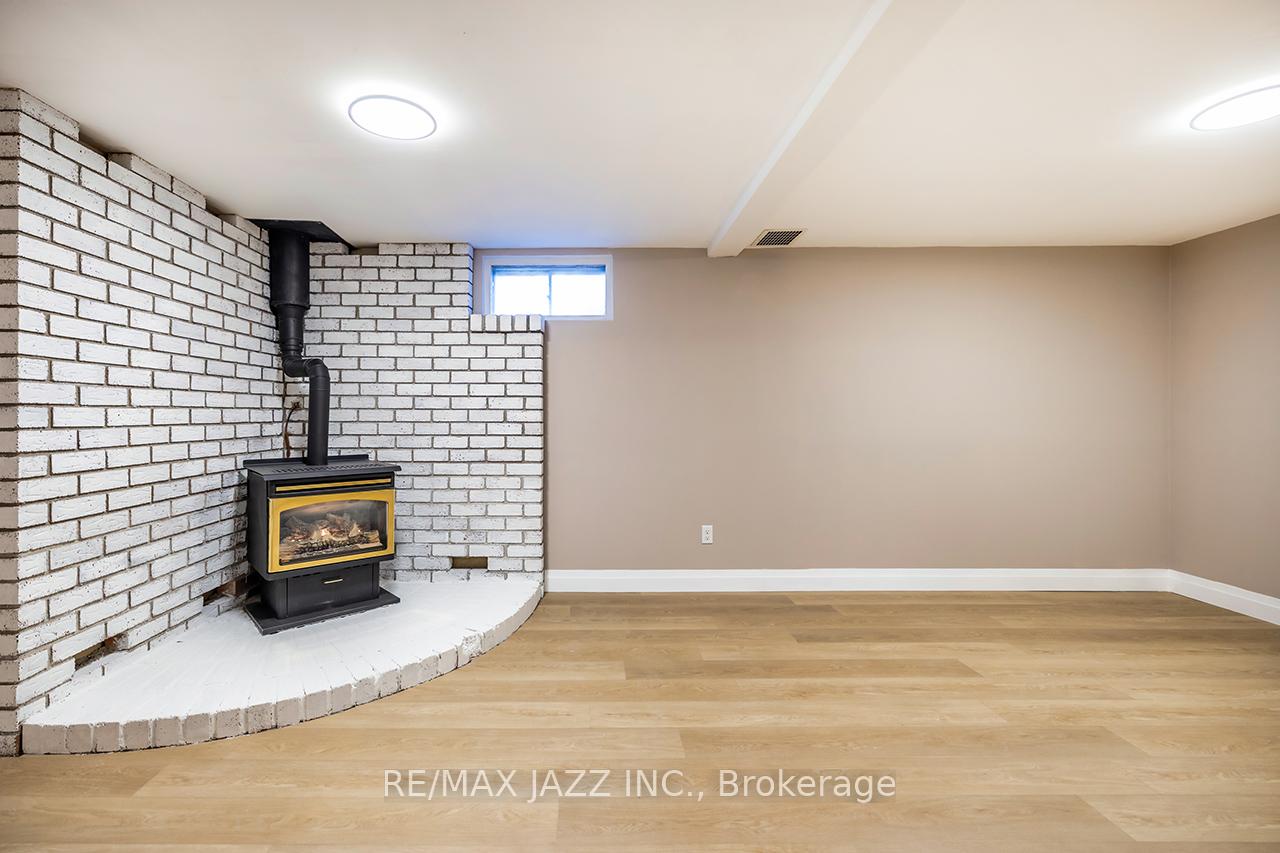 Photo 25 of Unit 72, 700 Harmony Road N, Oshawa, Pinecrest — HOMEH