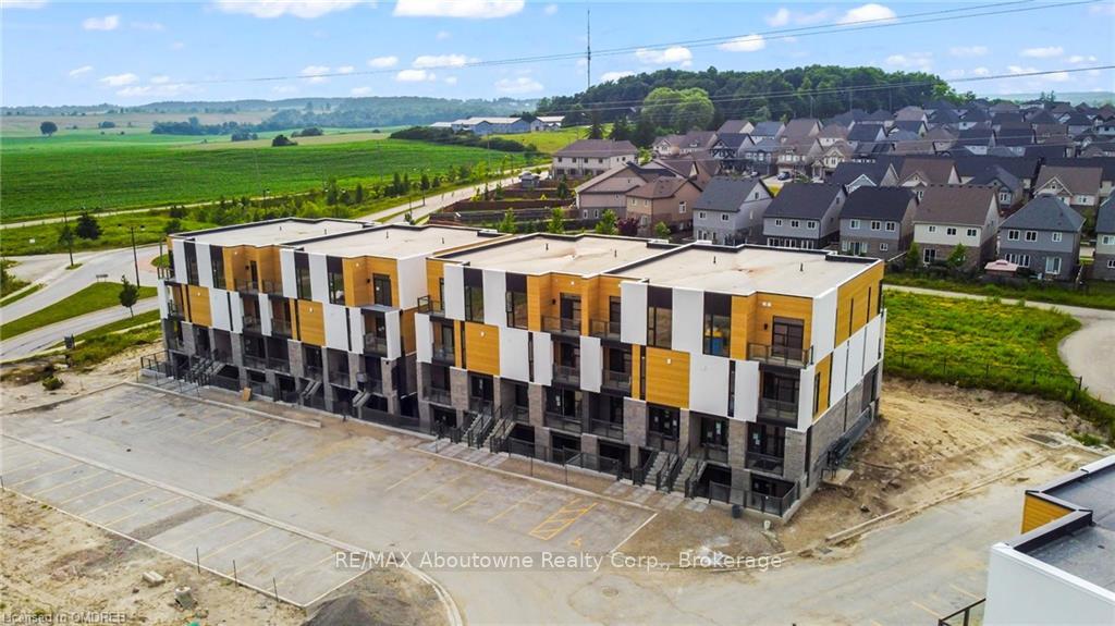 Photo 40 of Unit 29, 142 Foamflower Place, Waterloo, Columbia Forest/Clair Hills — HOMEH