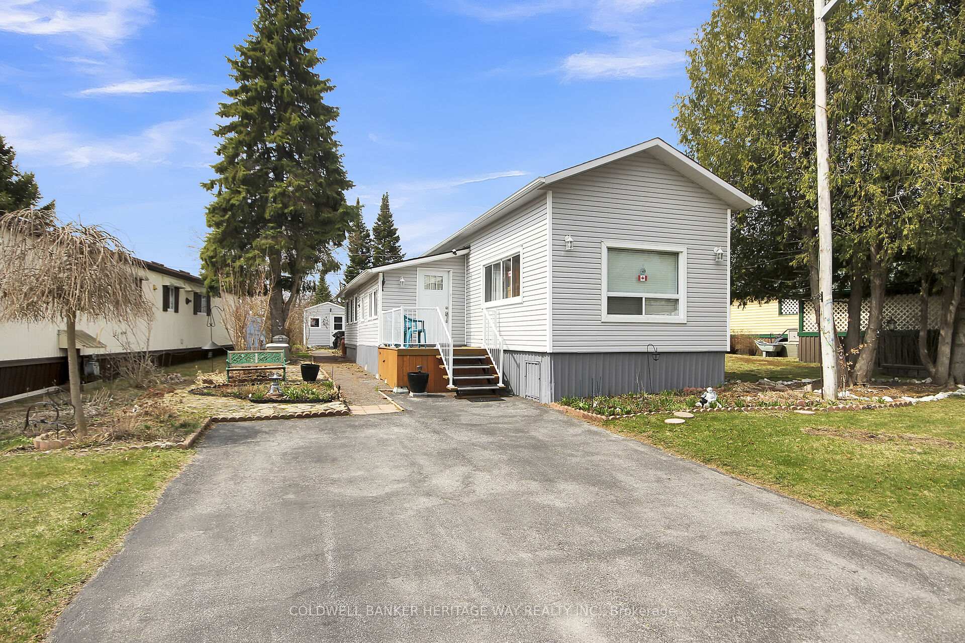 Photo 1 of 241 Park Crescent, Carleton Place — HOMEH